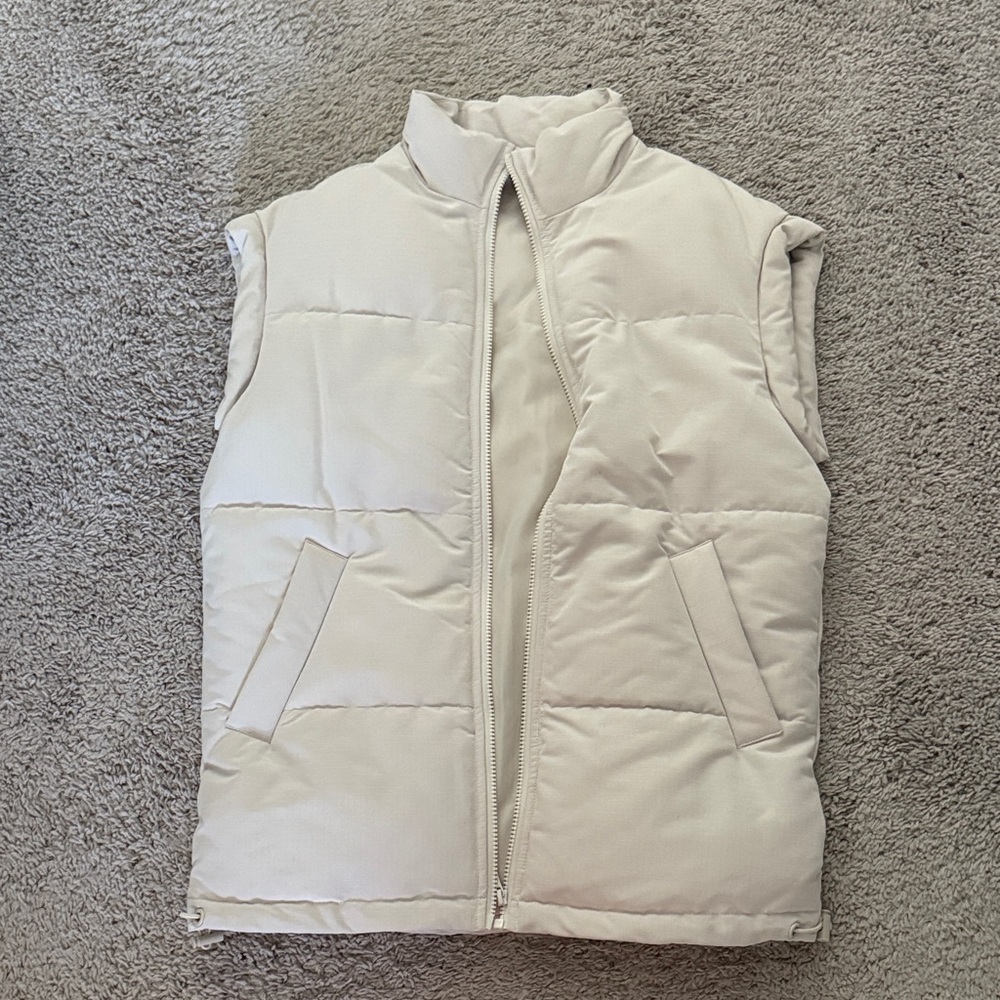 H&M Cream Quilted Vest